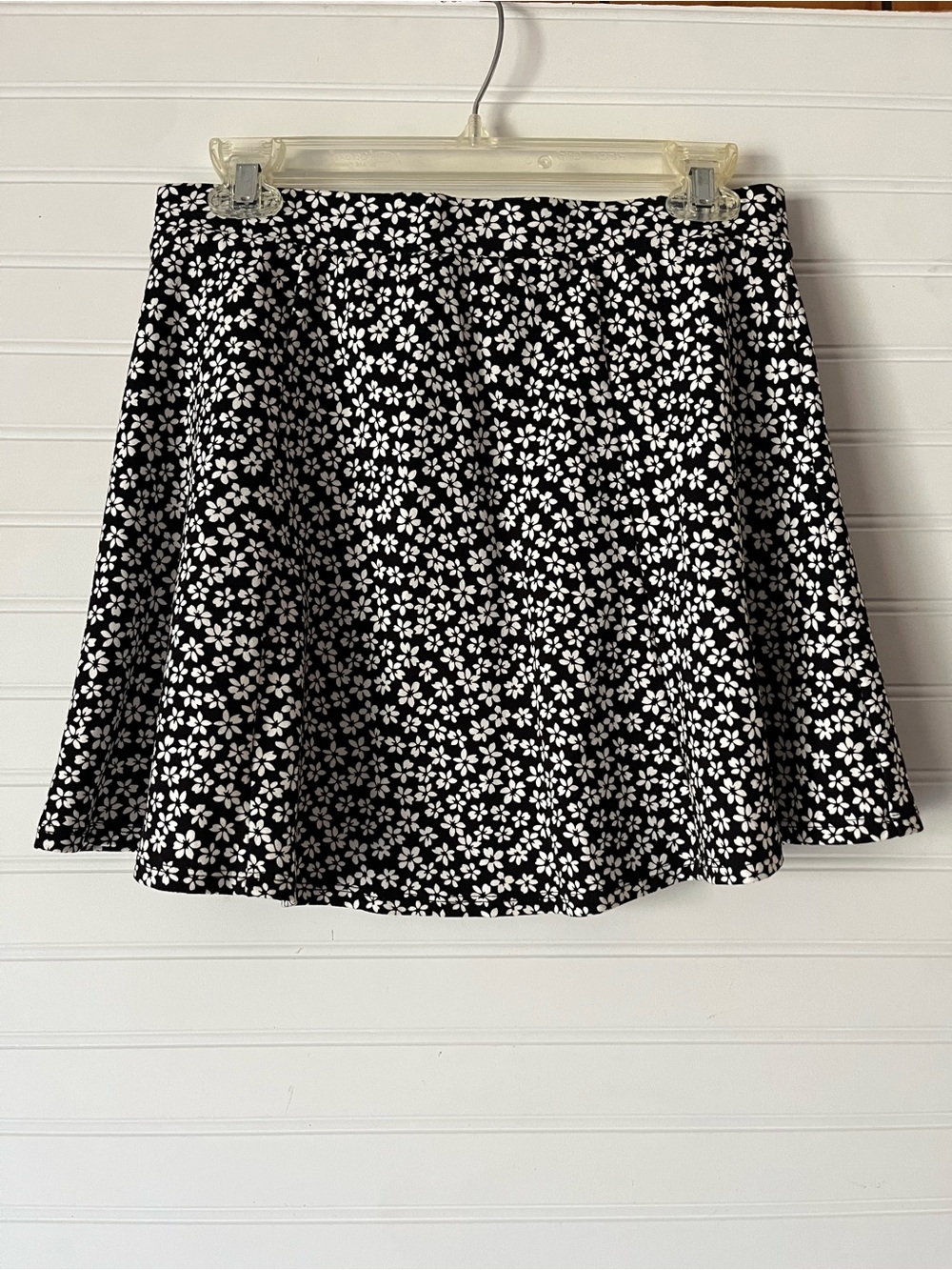 Forever 21 Black & White Floral Skater Skirt